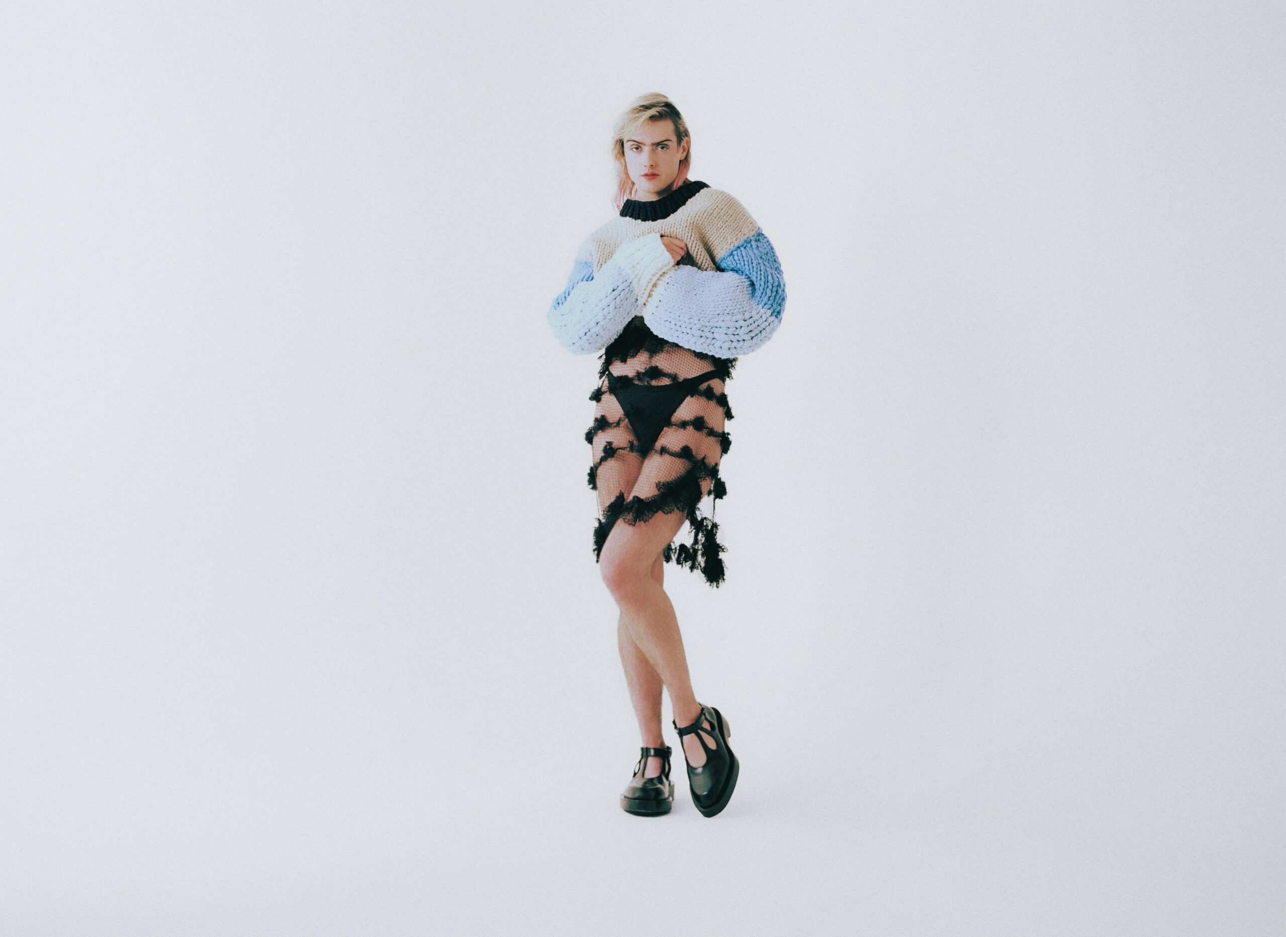 styling shadowily